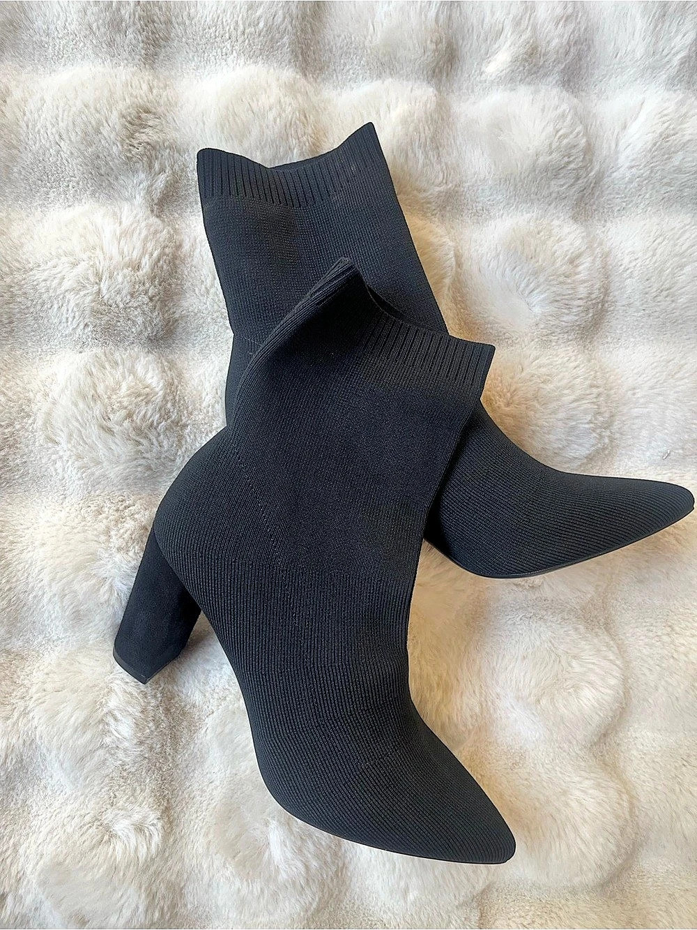 Black Pointed Toe Ankle Boots US 8.5  New